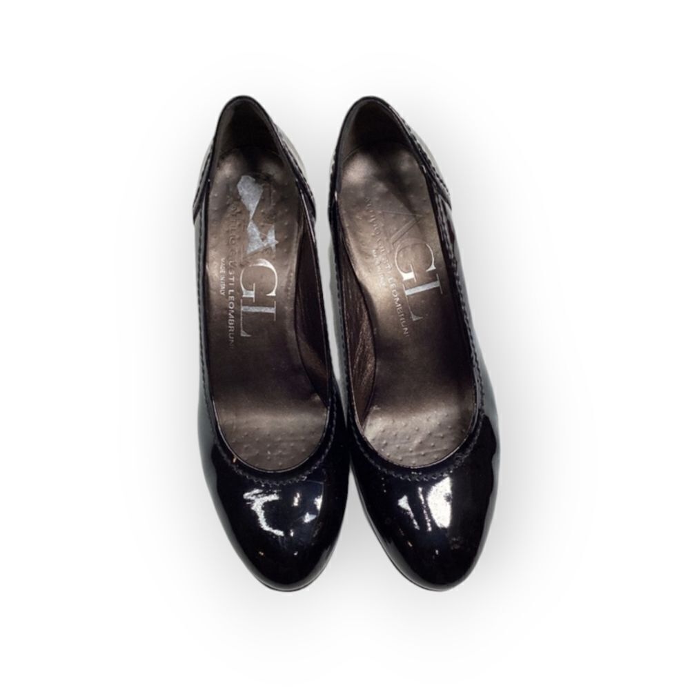Agl Black Patent Leather Round-Toe Heels